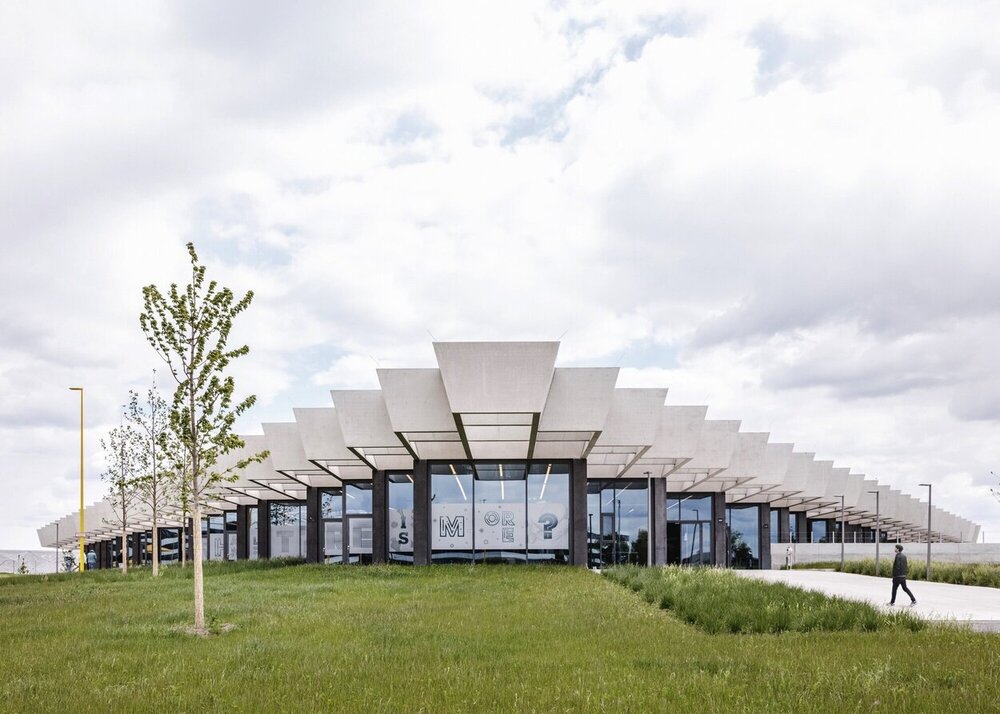 adidas HALFTIME thumbnail