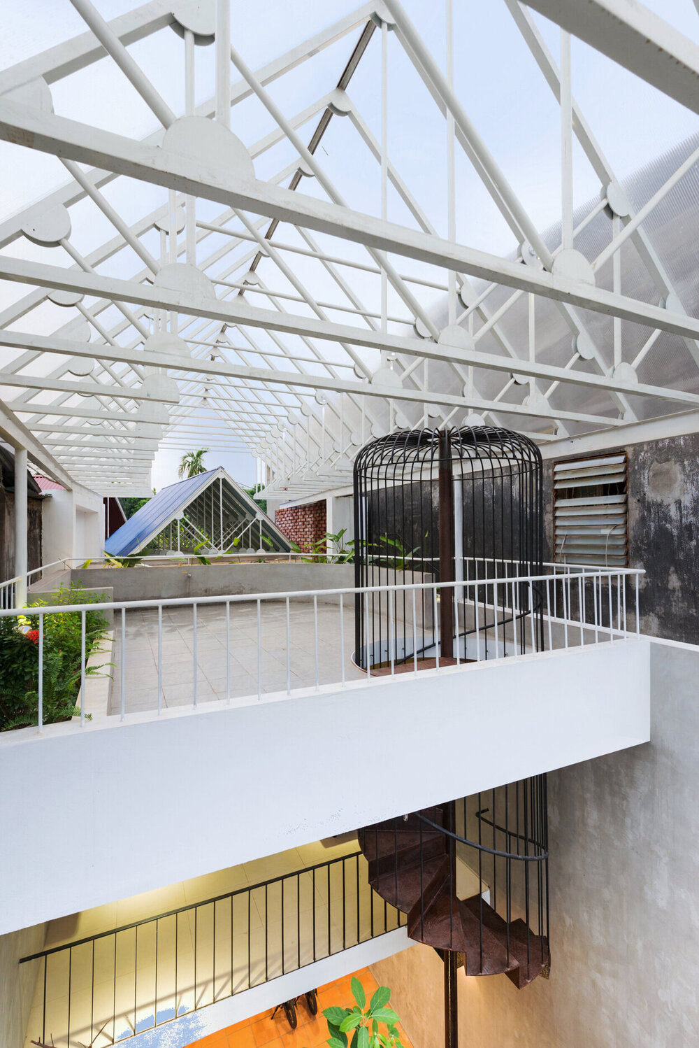 Stacking-Roof House thumbnail