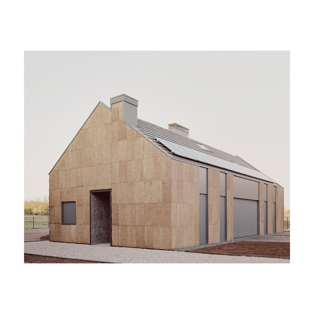 HOUSE IV  /  WOOD, STRAW, CORK thumbnail