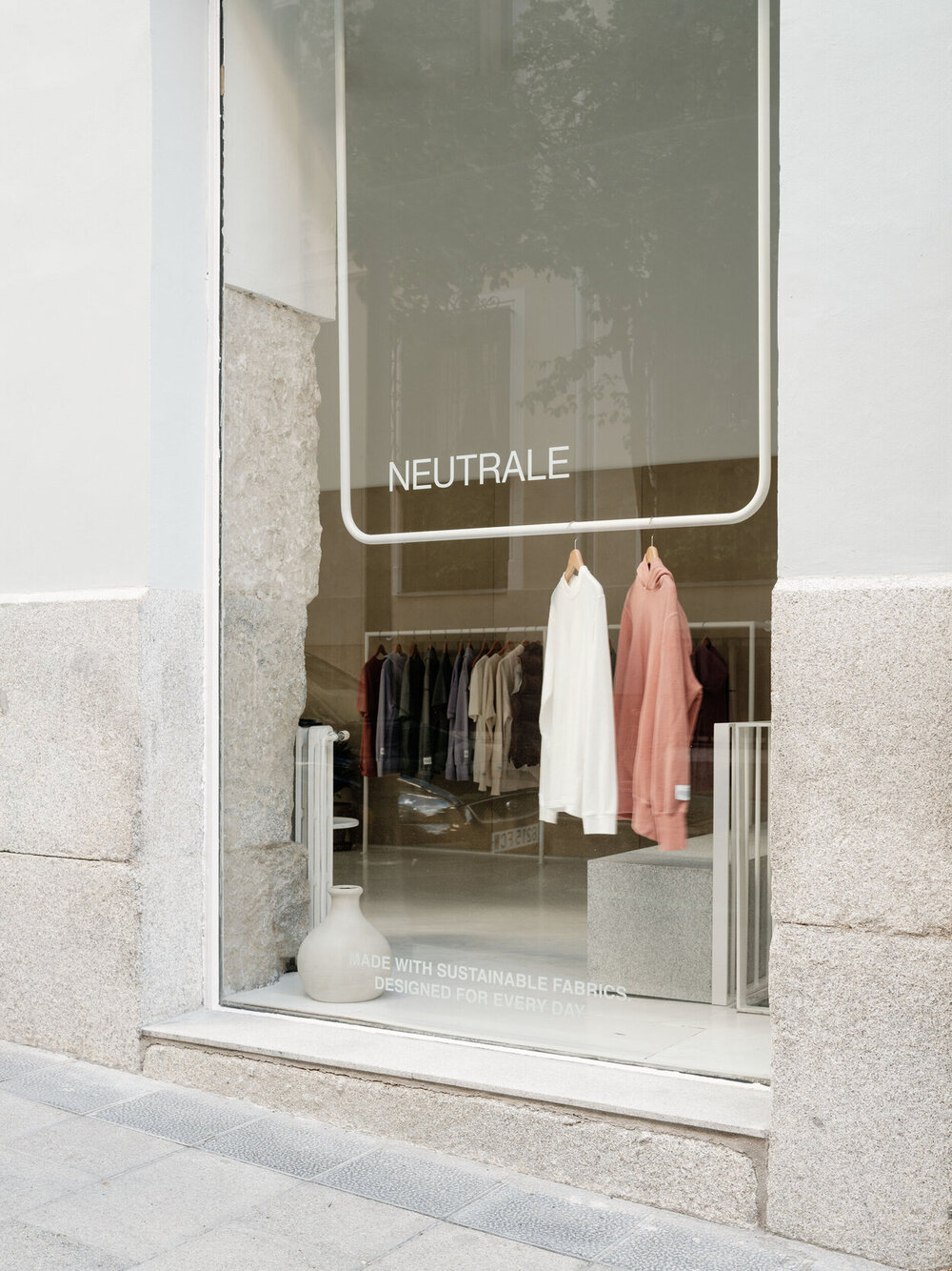NEUTRALE Offline Store thumbnail