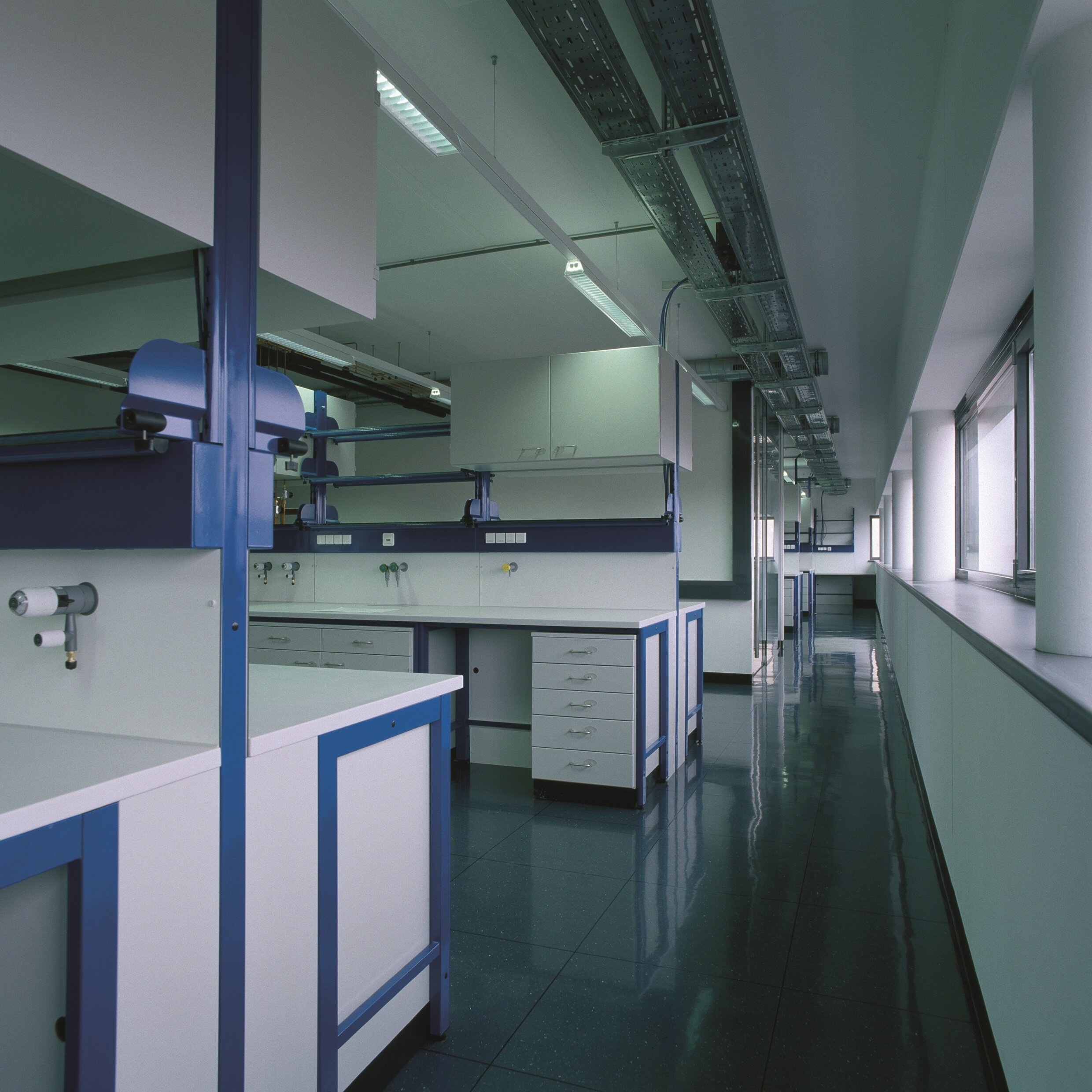 [Biocatalysis Lab, Building at the TU Graz] 824 inap2
