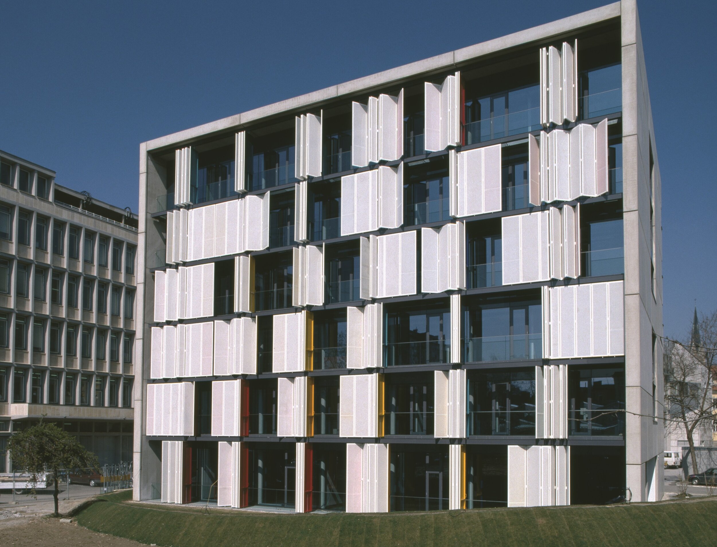 [Biocatalysis Lab, Building at the TU Graz] 824 inap2