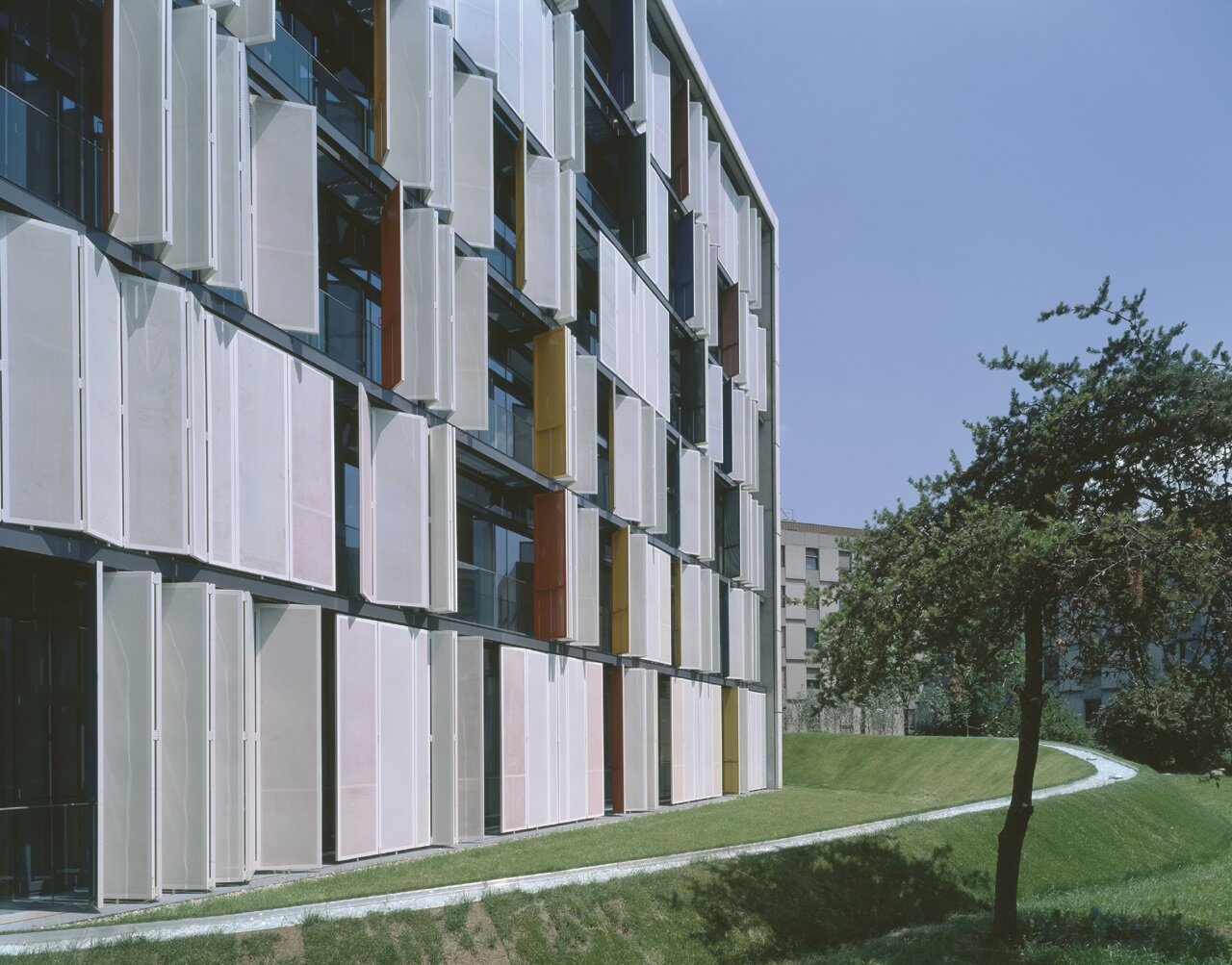 [Biocatalysis Lab, Building at the TU Graz] 824 inap2
