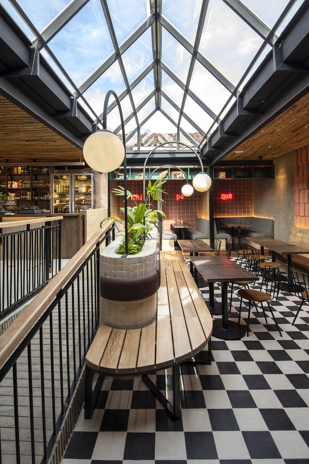 café Mustapan thumbnail