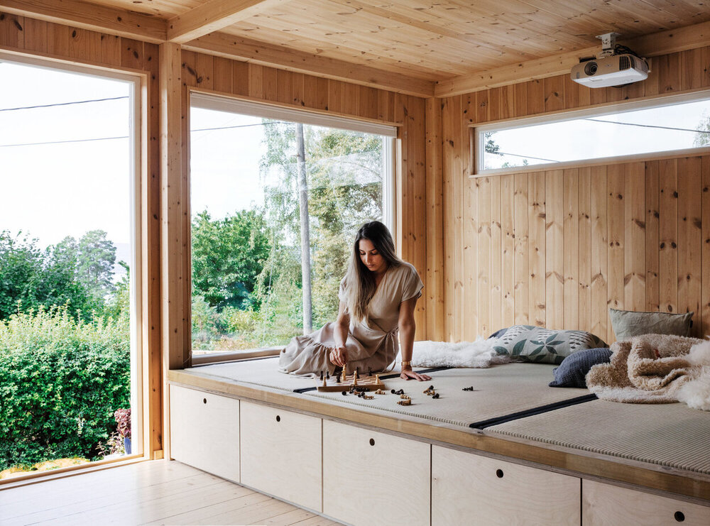 Wood slat shotgun house thumbnail
