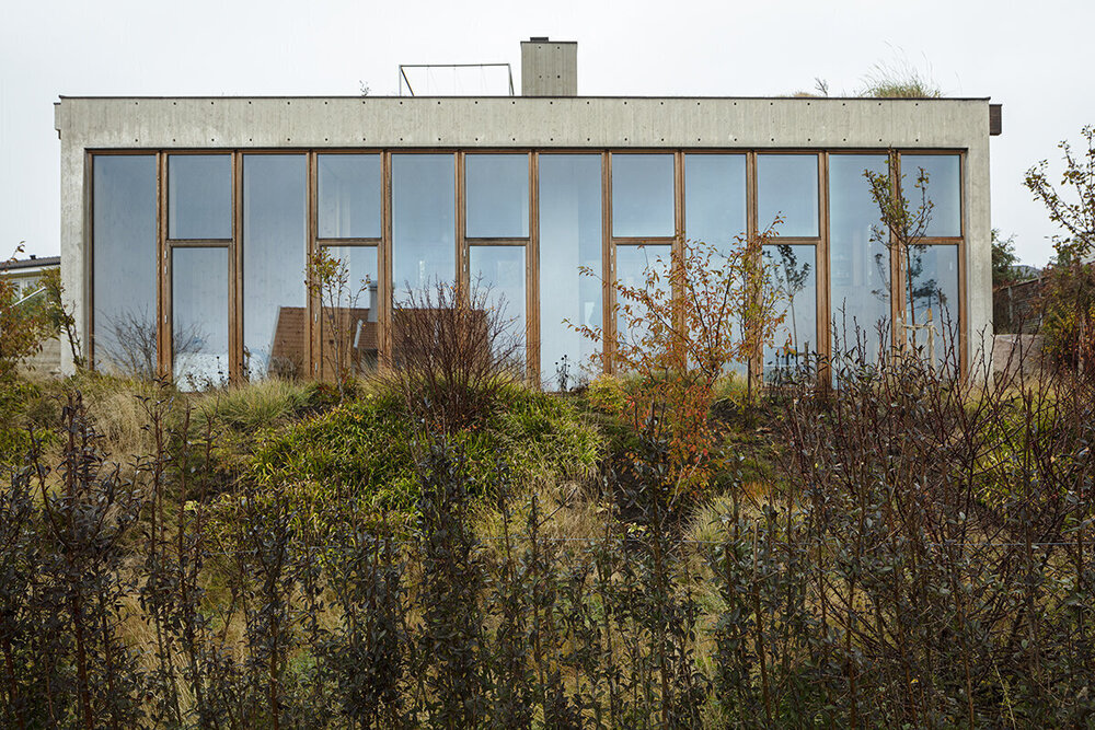 Fjällbacka – House on a Cliff thumbnail