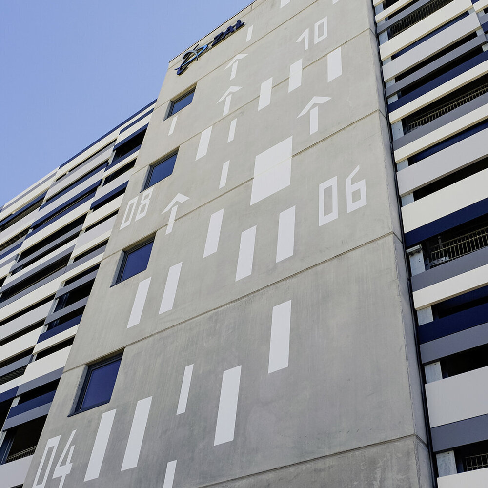 Façade lettering - ZAL Car park, Hamburg thumbnail